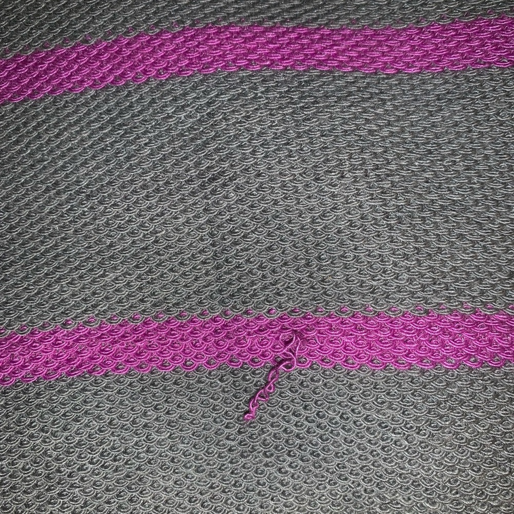 Sweater - Picture 4 of 4